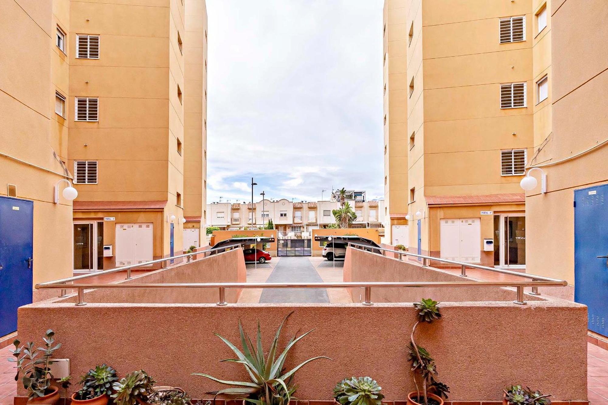 Vista Del Mar Residencial Apartment Roquetas de Mar Exterior photo